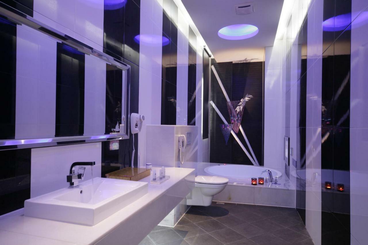 Dubai Villa Motel Daya Экстерьер фото