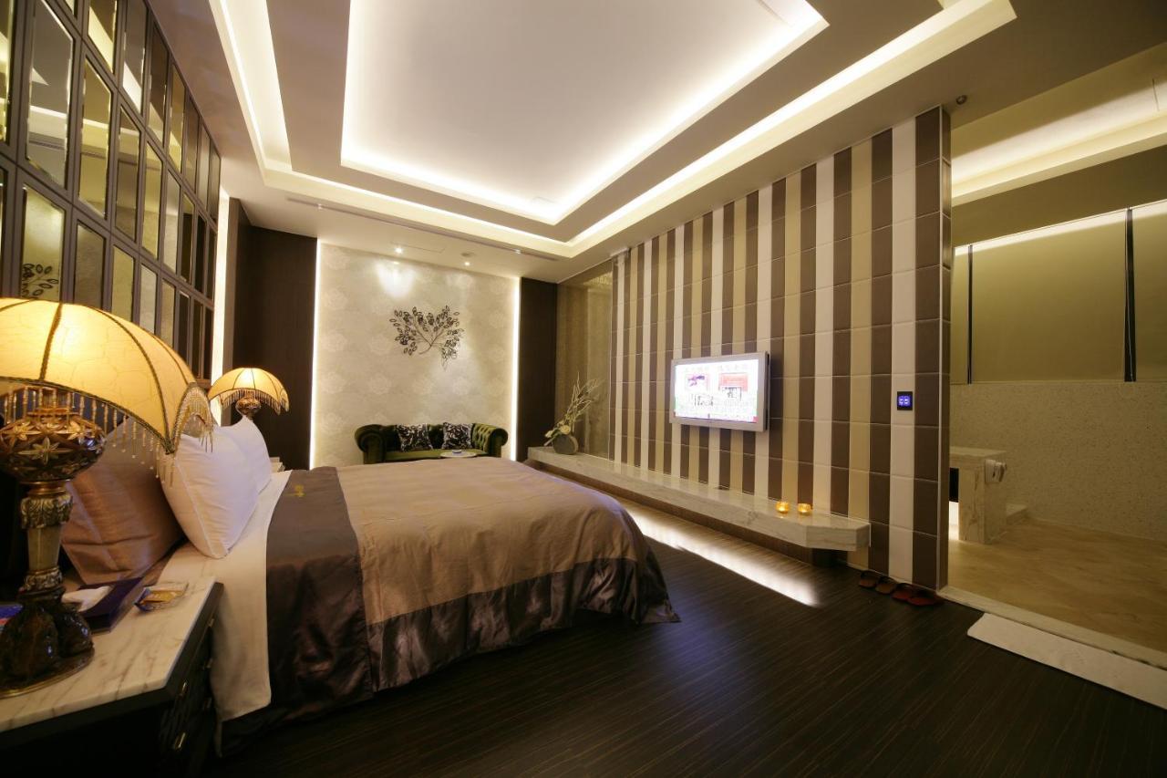 Dubai Villa Motel Daya Экстерьер фото